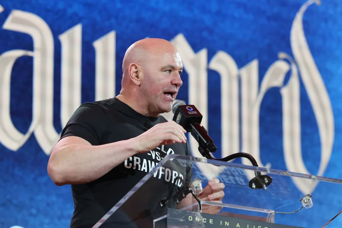 Дана Уайт рассказал, когда будет объявлен новый главный бой для UFC 332