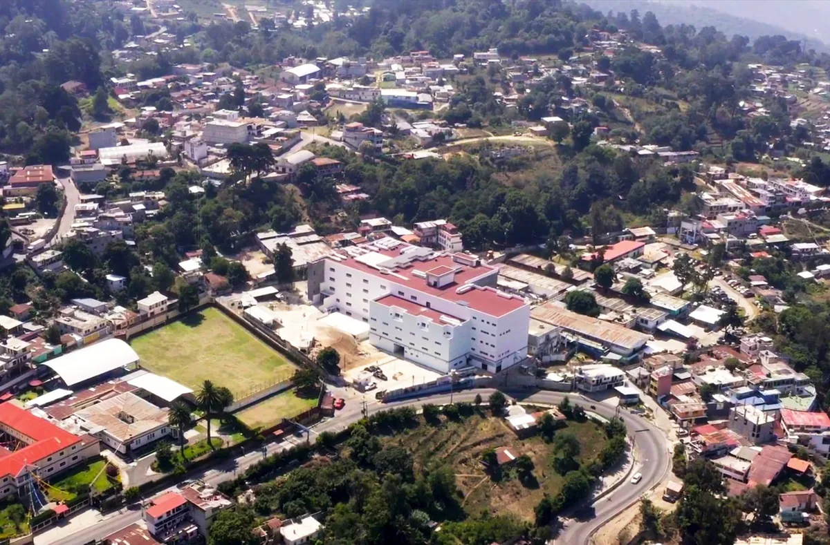 Guatemala: El Hospital Departamental de Sololá alcanza 94,42% de avance, pero sigue sin fecha para abrir