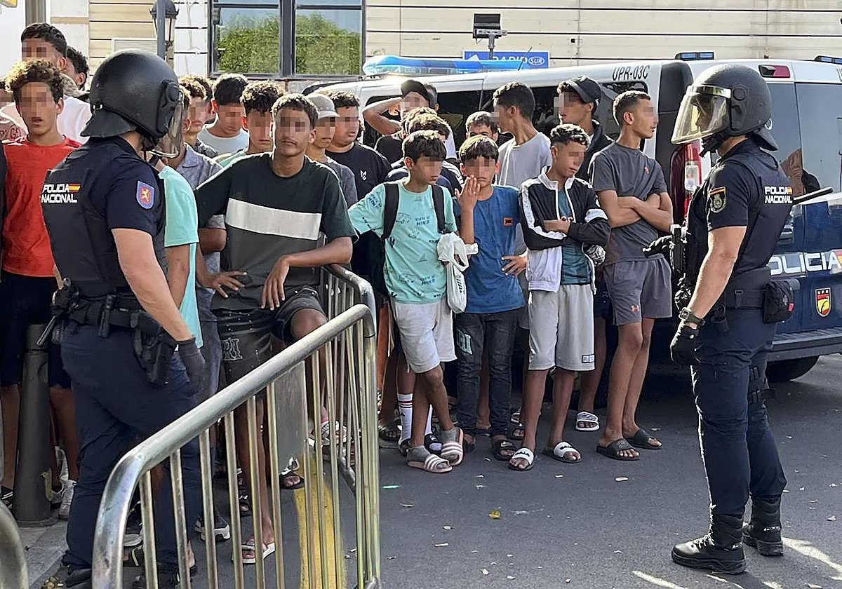 Conflicto entre Sanidad y el Gobierno de Ceuta por los gastos de la atención a menores inmigrantes