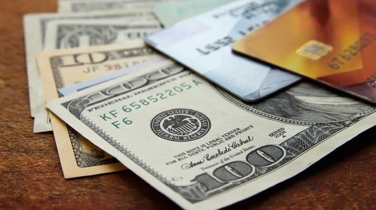 Dólar oficial y dólar tarjeta: banco por banco, a cuánto cotizan este jueves 24 de septiembre