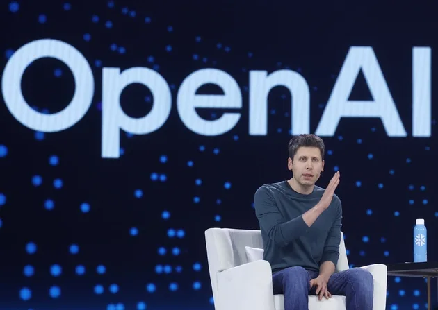 Sam Altman admitió que los nuevos riesgos de la IA cambiaron los planes de OpenAI