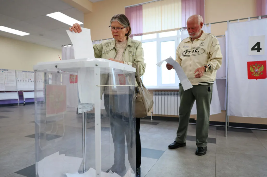 Russia begins 3 days of voting in a parliamentary election set to cement the Kremlin's power