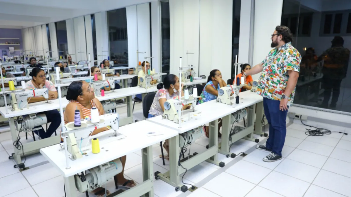 Instituição oferta 500 vagas em 18 cursos profissionalizantes e técnicos gratuitos; confira oportunidades