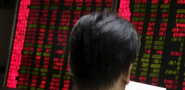 Preço do petróleo engata nova alta e derruba bolsas mundiais