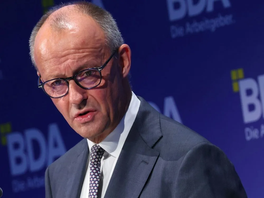 Newsblog zur Bundespolitik: Merz: „Ich habe nicht die Absicht, Liebling der Nation zu werden“