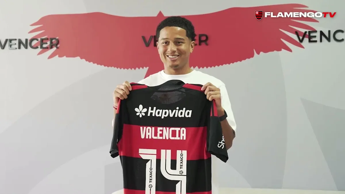 Anthony Valencia fala sobre chegada ao Fla e sonho de vencer a Libertadores