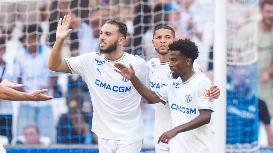 OM: "On ne peut pas faire pire que la saison dernière", les supporters marseillais veulent y croire pour l'exercice 2026-2027