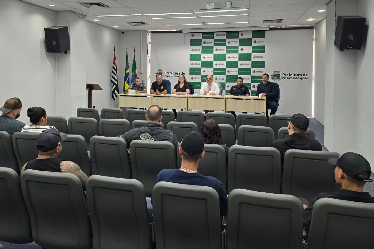 Prefeitura reforça diálogo com comerciantes do Centro 10 de Julho