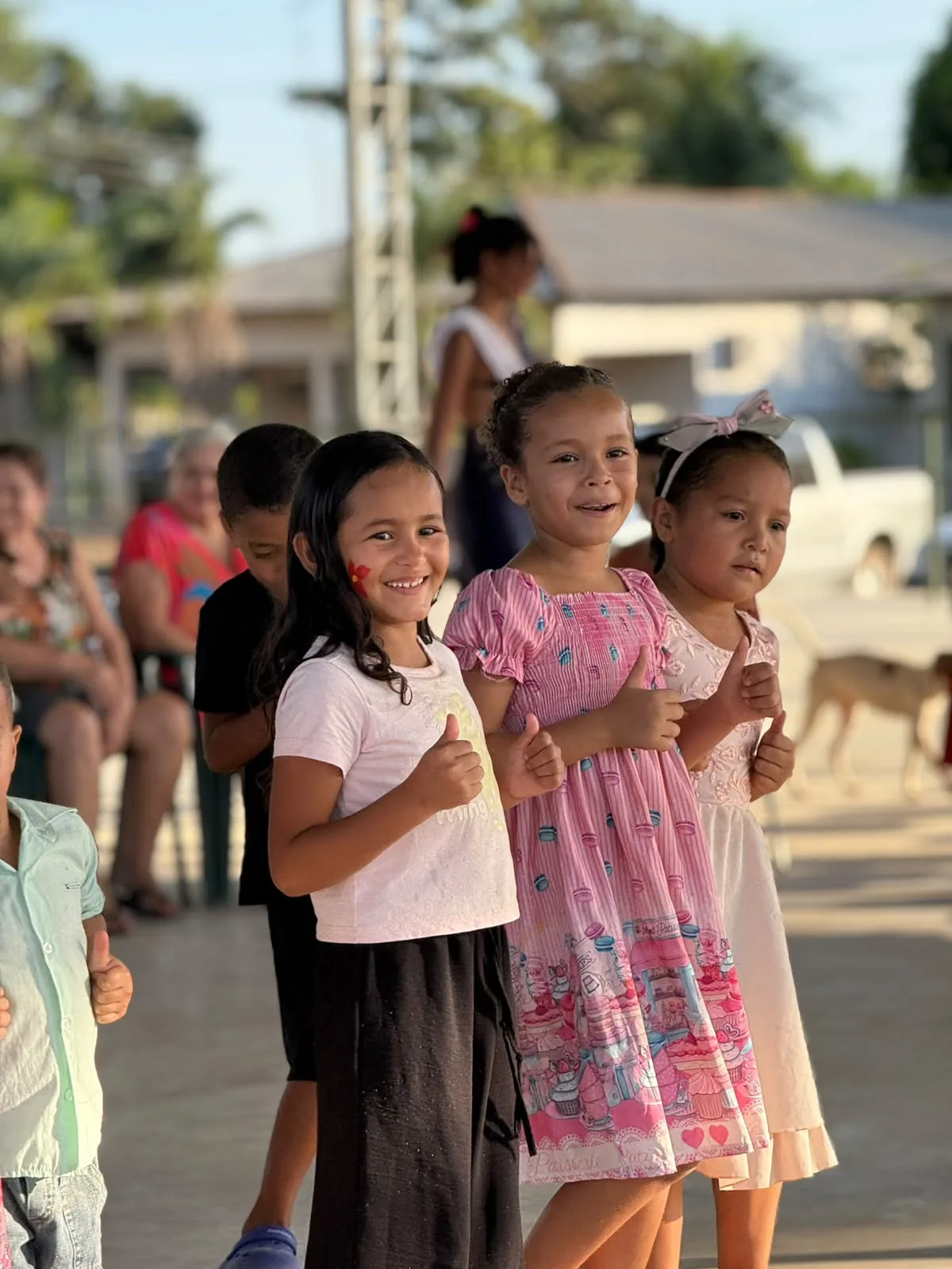 Projeto leva cinema e distribui brinquedos para mais de 150 crianças no Cantá