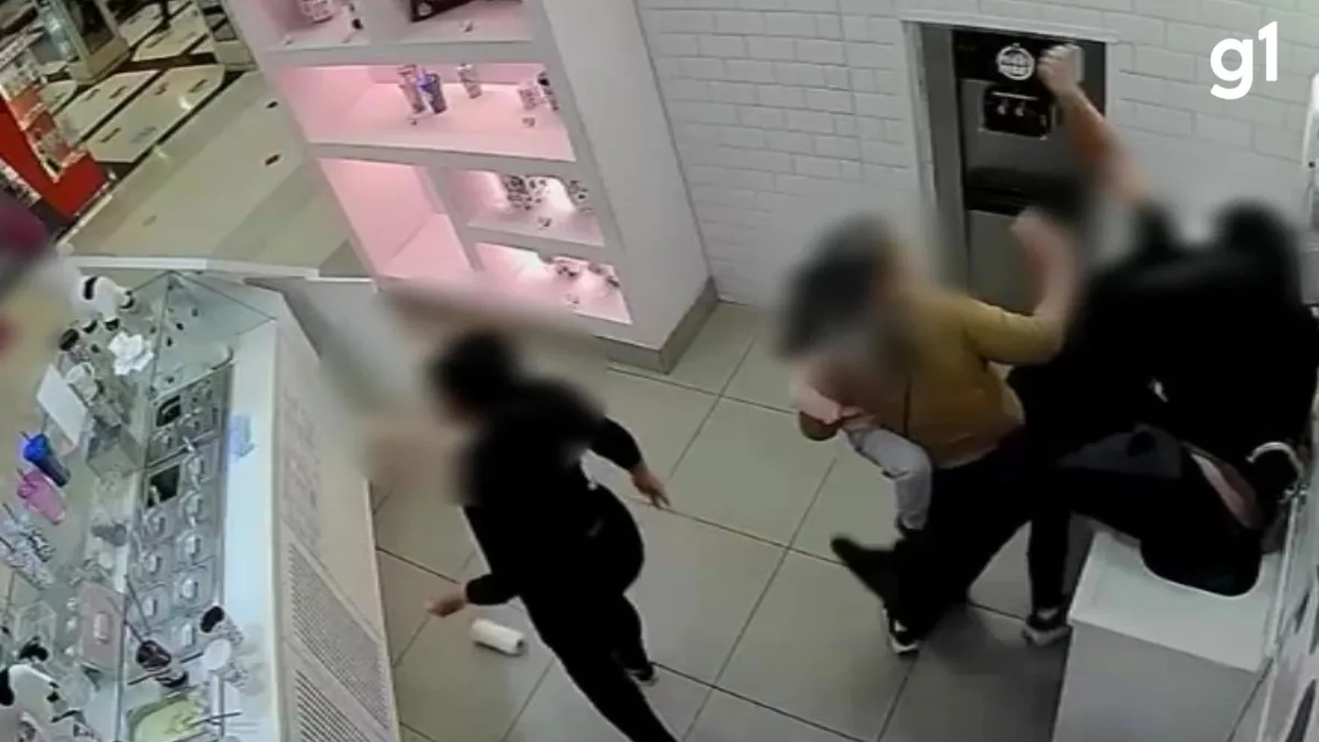 Cliente que agrediu funcionário por R$ 1 em sorveteria no RS ficou indignado com valor de pote para viagem: 'Veio para machucar'