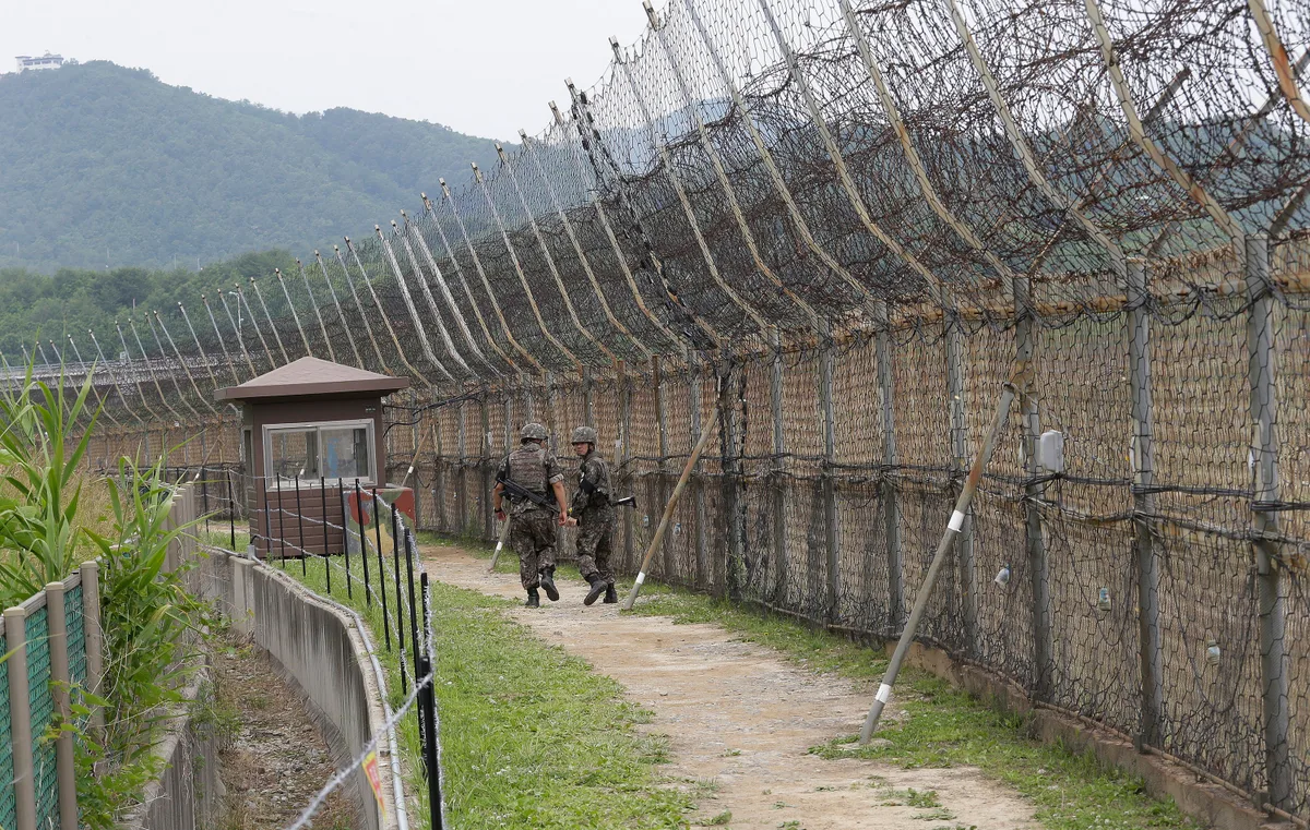 Militares da Coreia do Sul atiram após soldados norte-coreanos cruzarem a fronteira