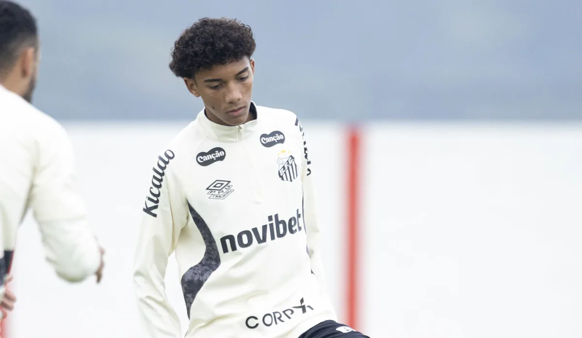 Robinho Jr. é liberado pelo Santos temporariamente e viaja à Itália; entenda o motivo