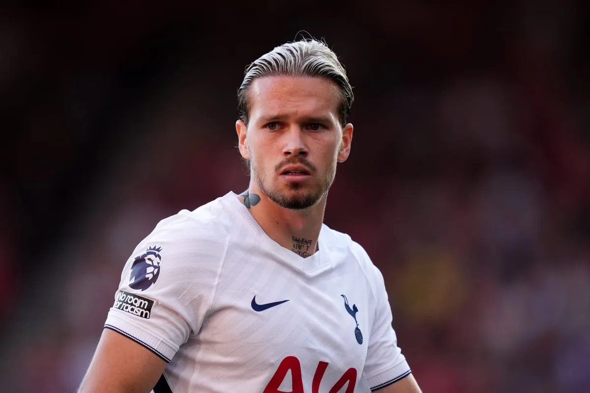 Spotted: Mykhailo Mudryk makes Chelsea return during Tottenham injury layoff