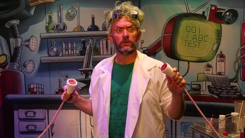 Vaucluse: Sébastien Delsaut cherche le bonheur dans son spectacle participatif
