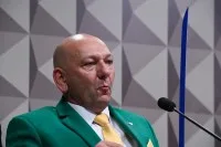 MPT pede R$ 30 milhões de Luciano Hang e Havan por assédio eleitoral