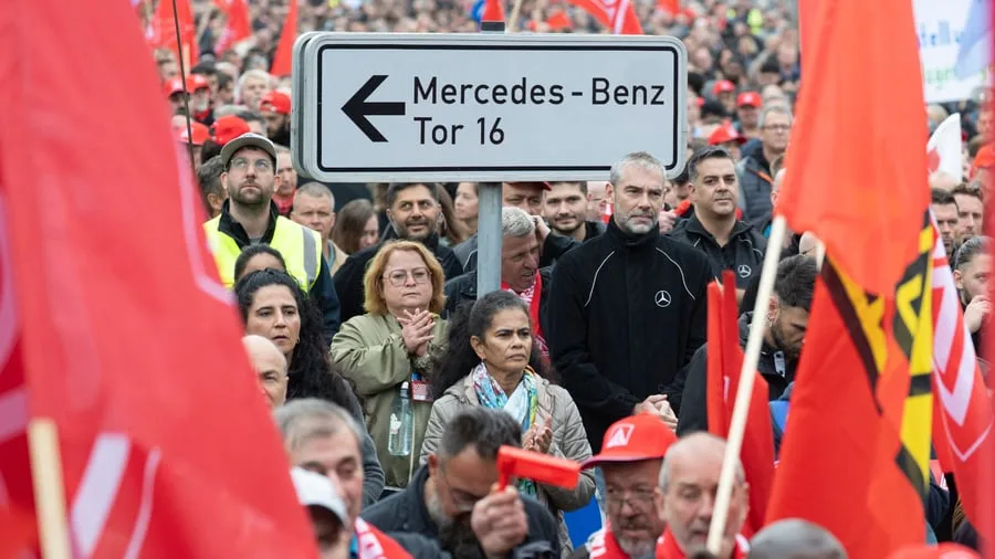 Autoindustrie: Bis zu 800 Millionen Euro – so will Mercedes Arbeitskosten sparen