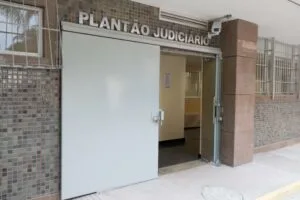 Plantão garante atividade ininterrupta da Justiça por urgência social