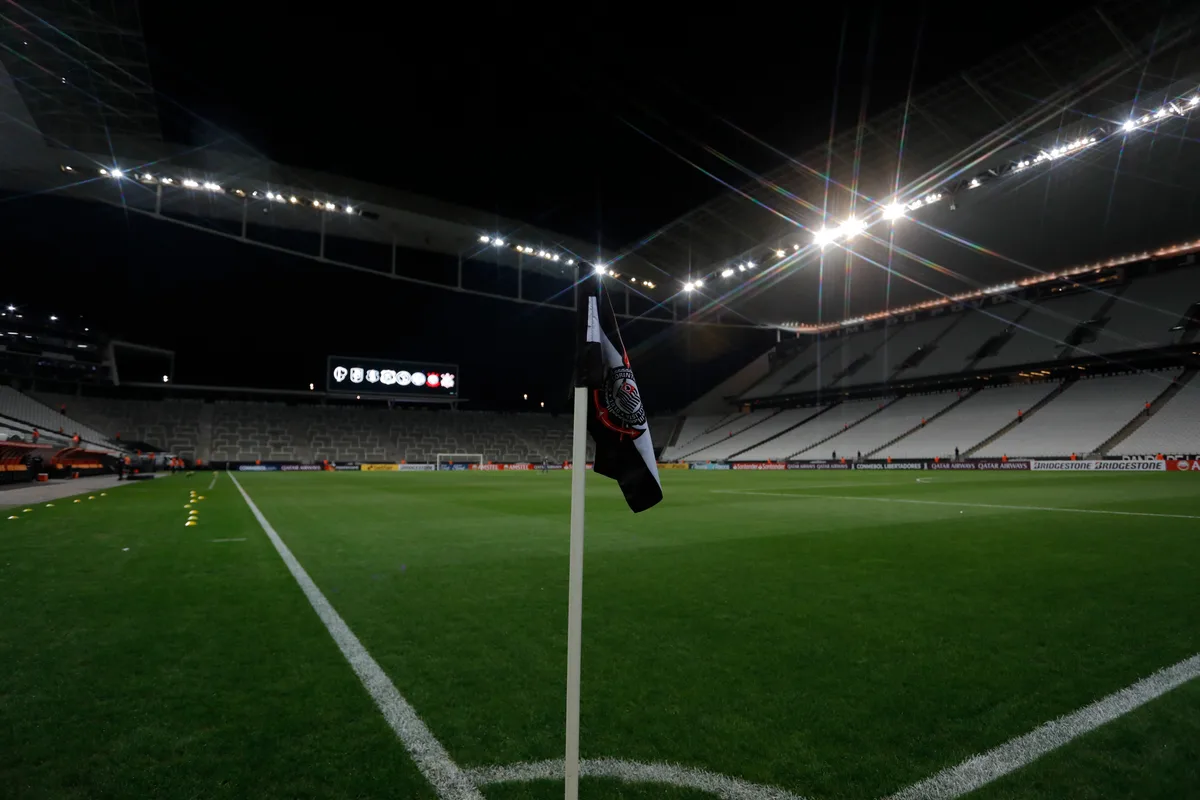 Corinthians x Cruzeiro no Brasileirão: onde assistir, horário e escalações
