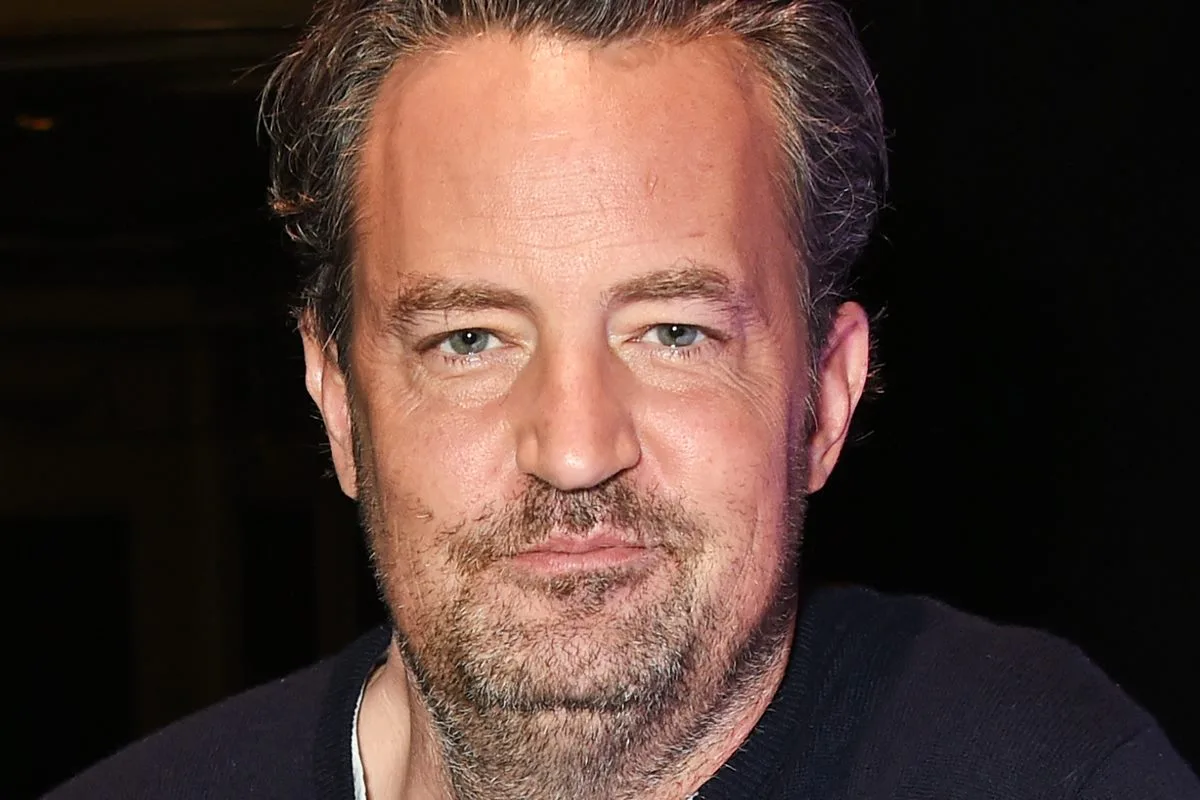Netflix lança documentário sobre Matthew Perry e promete detalhes inéditos