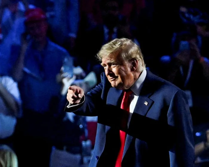 Why is Trump’s $5,000 offer to voters ‘like a woman’? Ask Fox News | Arwa Mahdawi