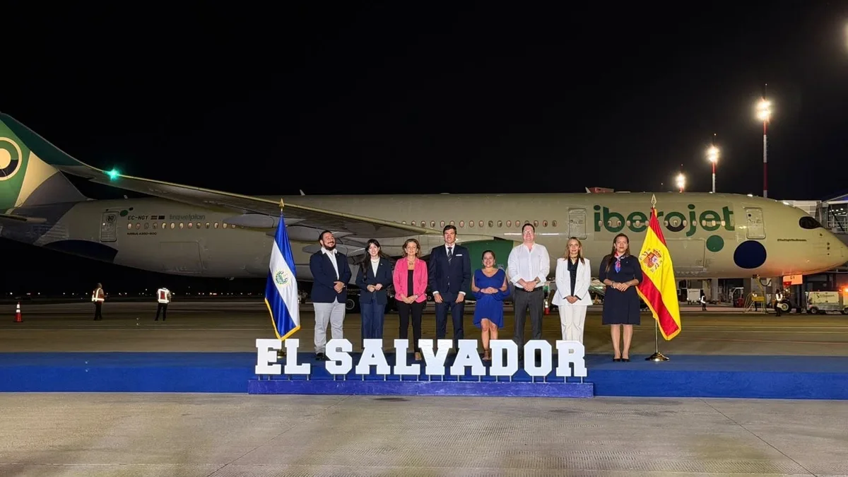 Iberojet ya conecta Madrid y Barcelona con El Salvador sin escalas