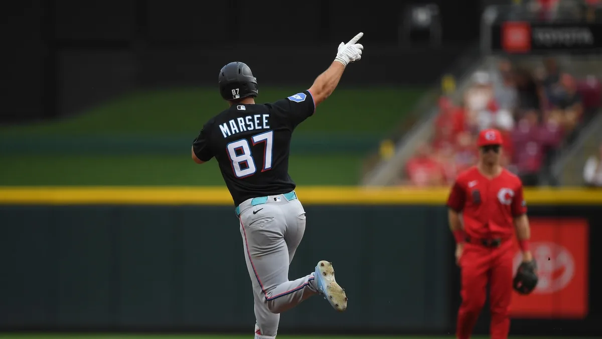 Marsee and Mack homer in the Marlins' 8-4 victory over the Reds