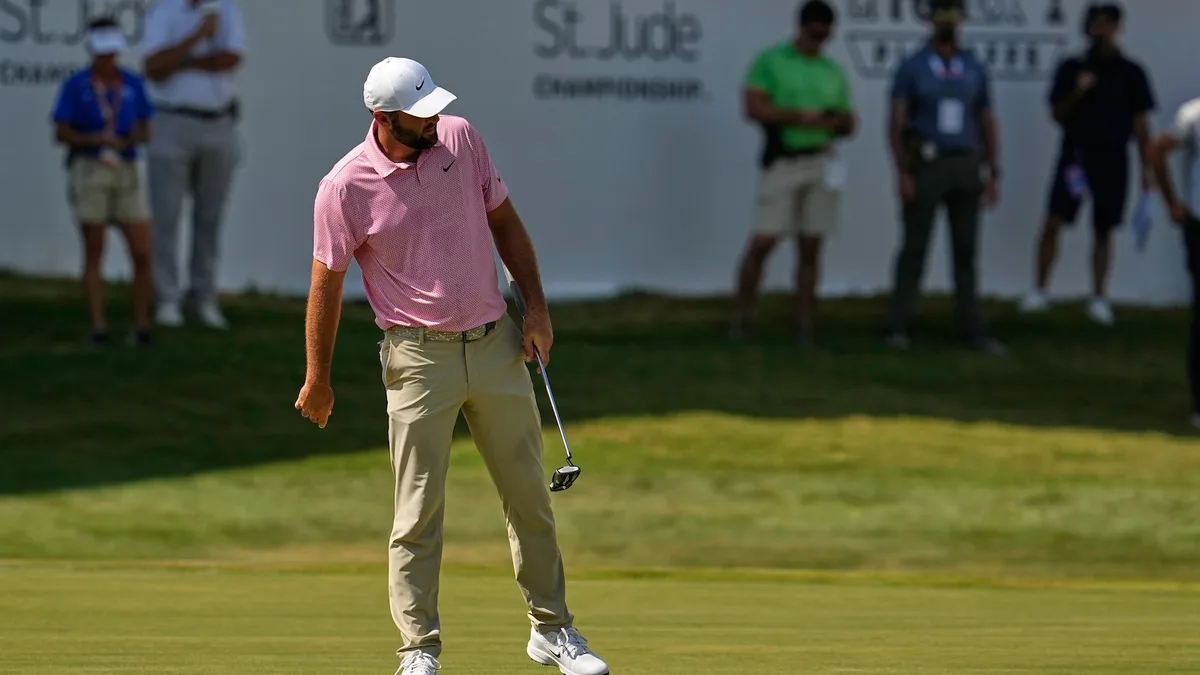 Scottie Scheffler shoots 61 to take 3-shot lead in Memphis in playoff opener
