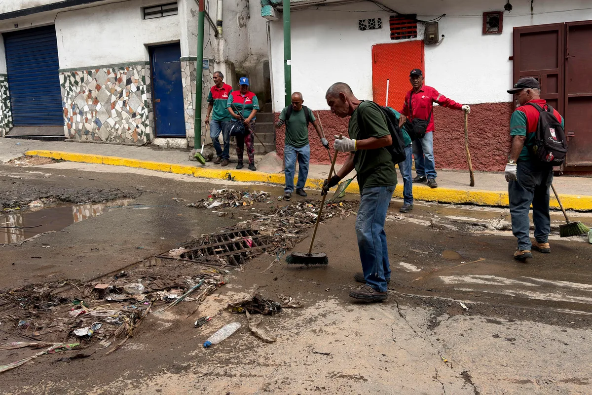 La fuerte lluvia del #22Ago dejó más de 150 viviendas afectadas y al menos 20 lesionados en Venezuela