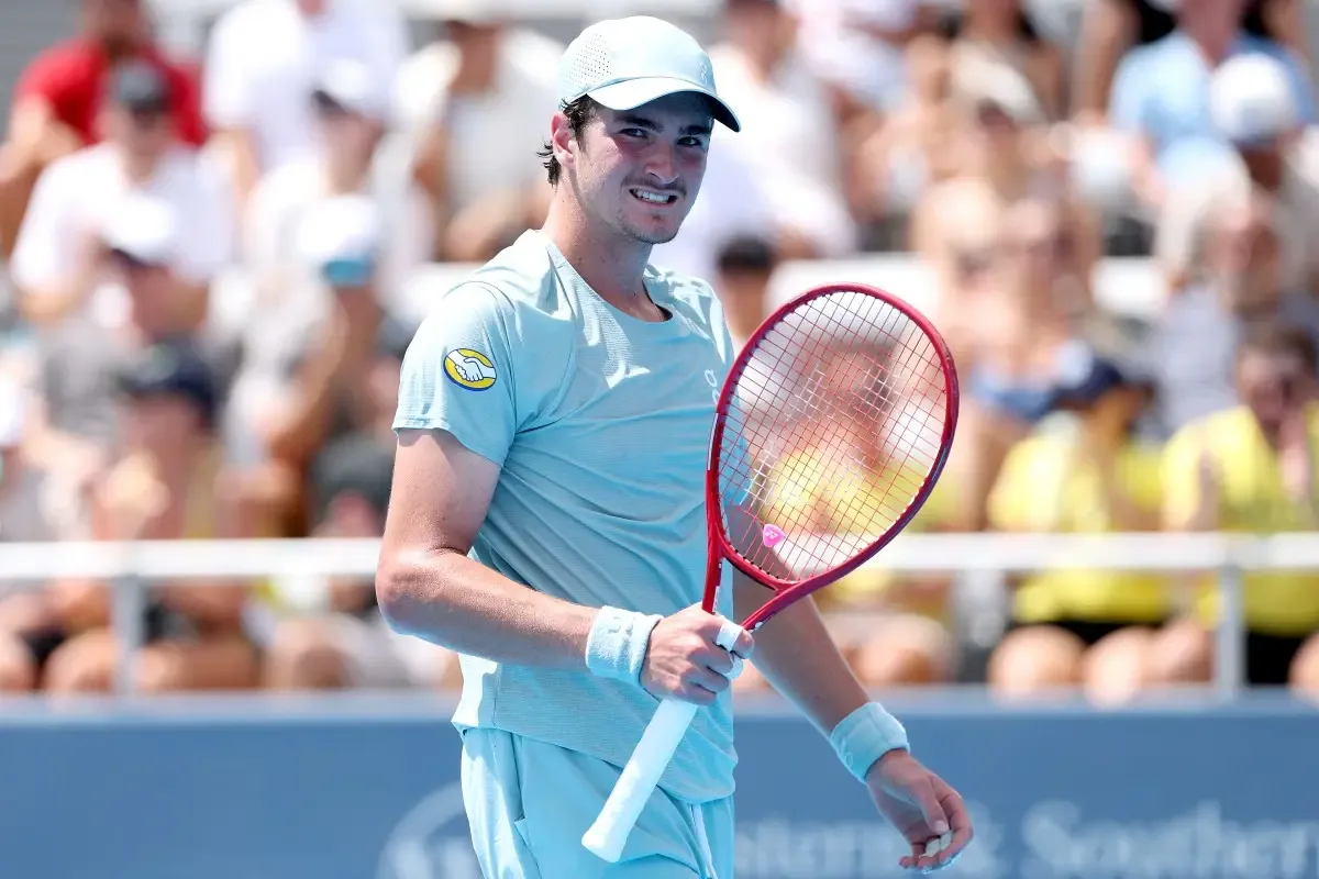 Veja as fotos da vitória de João Fonseca no Masters 1000 de Cincinnati