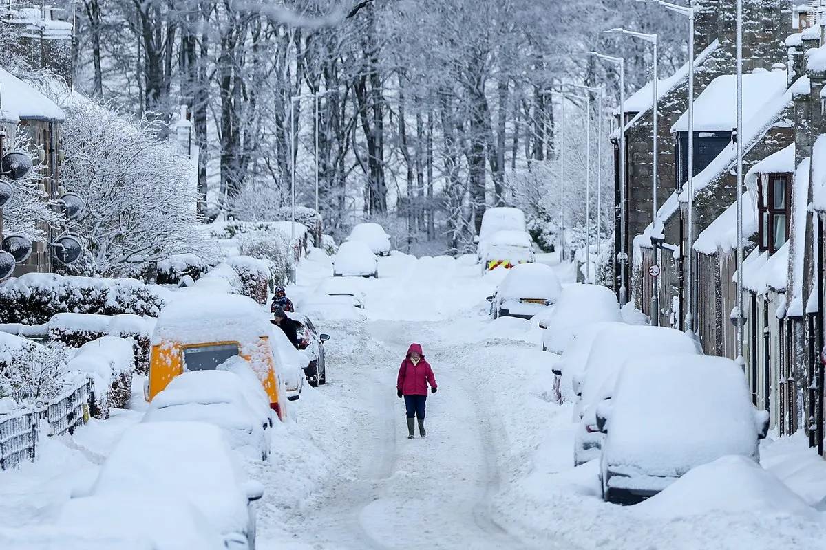 Met Office says snow possible as temperatures drop ahead of ‘unsettled’ weekend