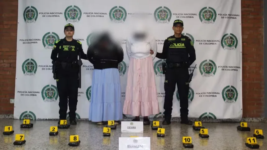 VIDEO: Dos venezolanas fueron capturadas por llevar unos bultos extraños pegados a sus cuerpos en el Aeropuerto de Bogotá