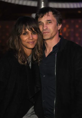 Filha de Halle Berry sai em defesa da atriz após acusações de abuso do ex-marido Filha de Halle Berry sai em defesa da atriz após acusações de abuso do ex-marido