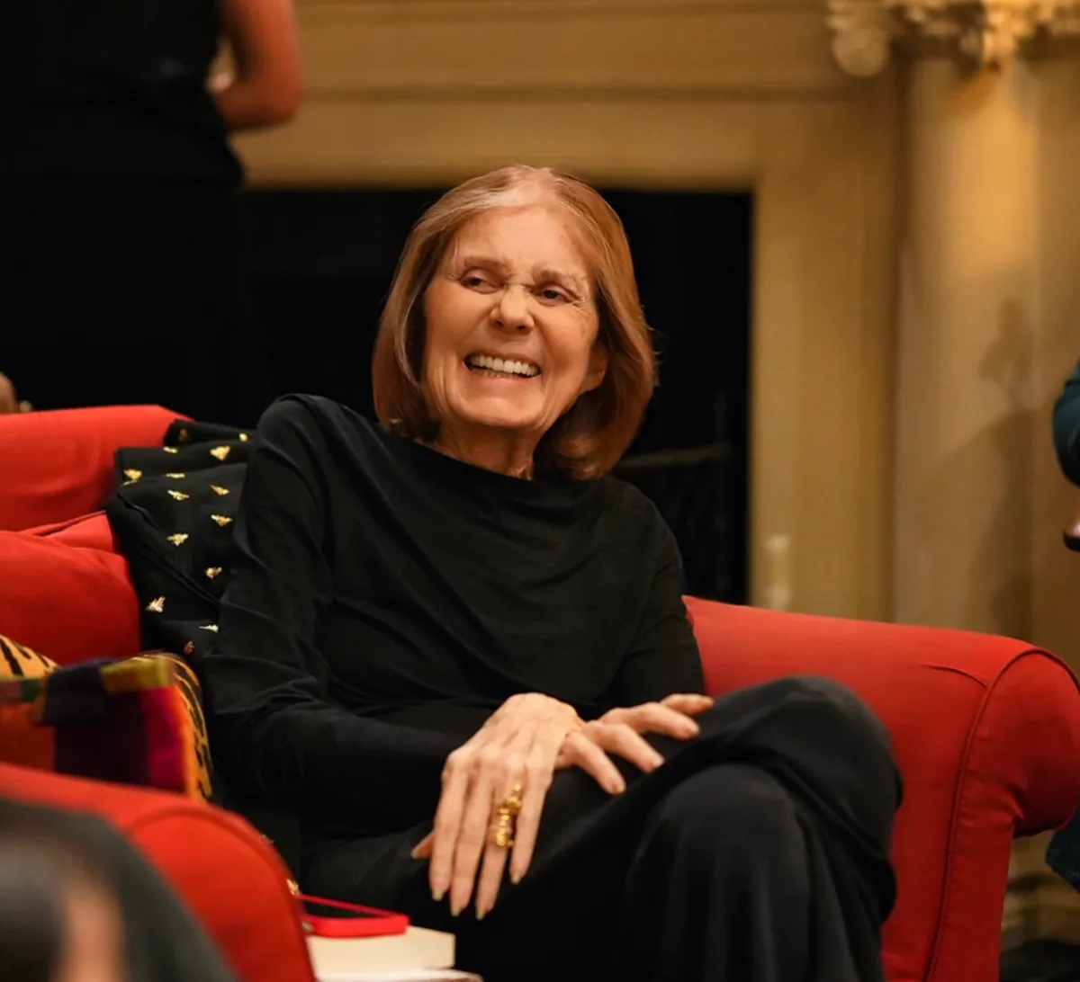 Morreu a escritora e feminista Gloria Steinem