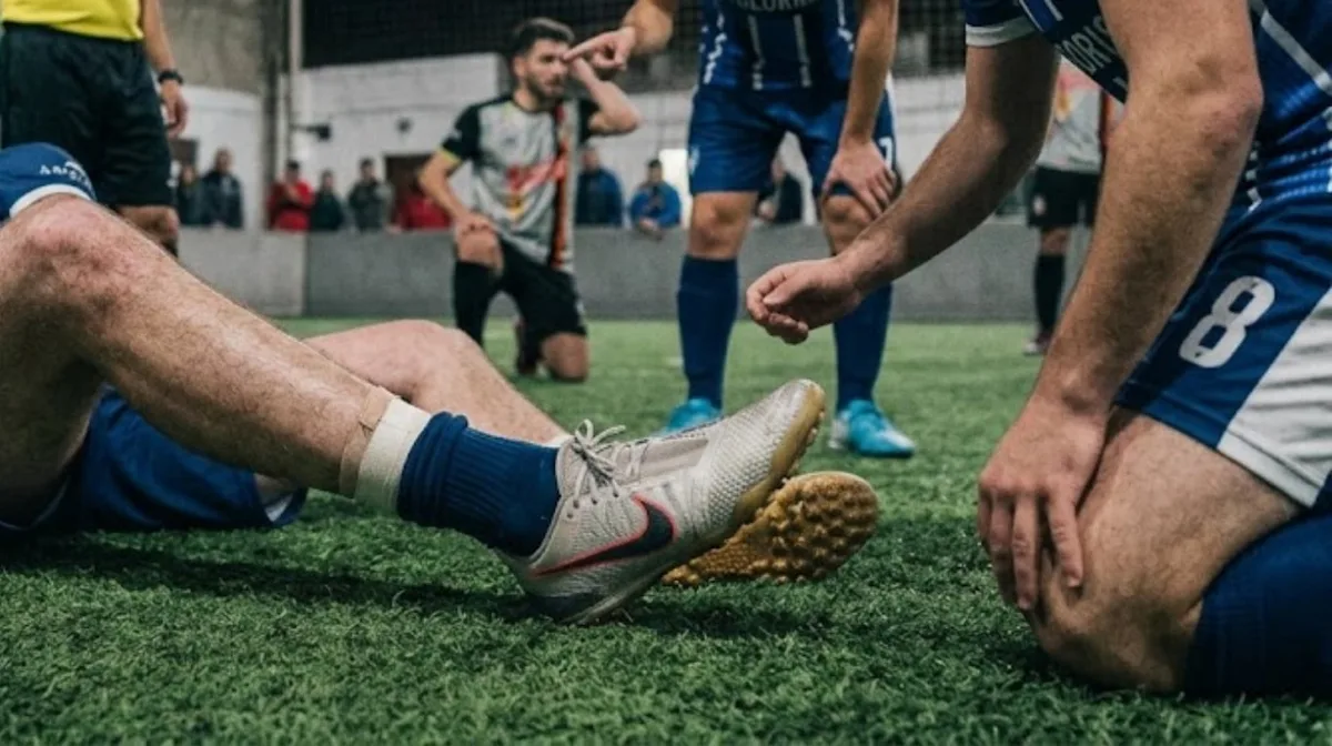 Se lesionó jugando al fútbol 5 en La Plata y ahora los dueños de la cancha tendrán que pagarle una indemnización de $31 millones