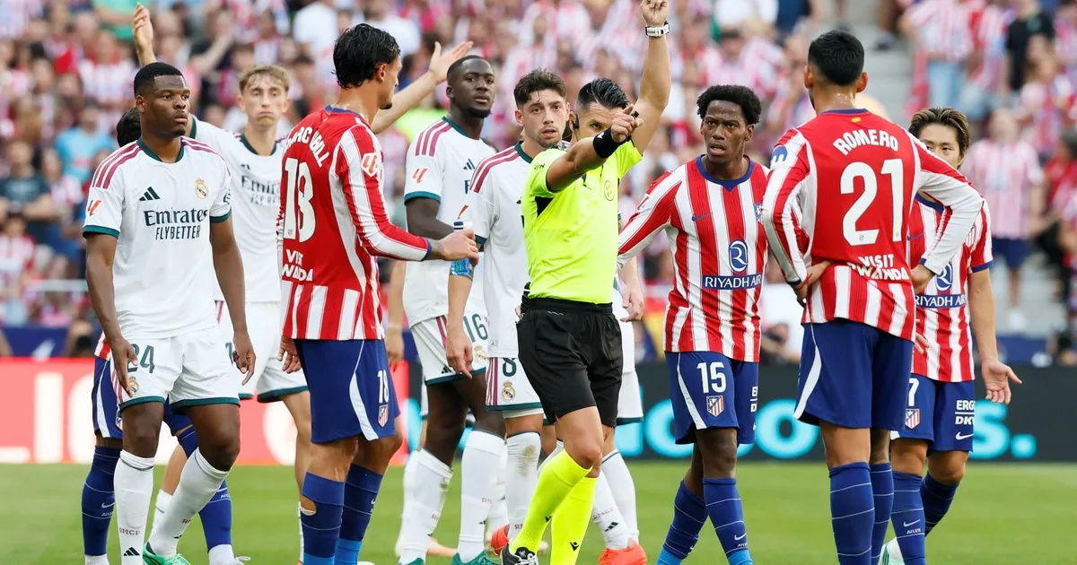 El Real Madrid sacó un comunicado calificando de "pésimo" el arbitraje del clásico