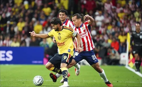 América viene de atrás y rescata empate ante Chivas en una vibrante edición del Clásico Nacional