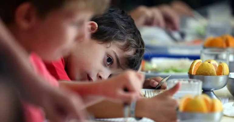 Coimbra leva refeições locais a 24 escolas