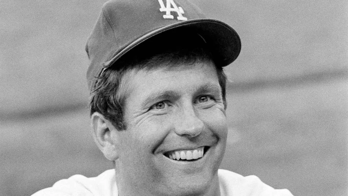 Longtime MLB pitcher Tommy John, namesake of surgery, dead at 83