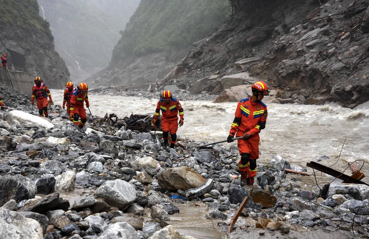 Nepal eleva a dos los españoles localizados tras la violenta riada que deja ya 633 muertos
