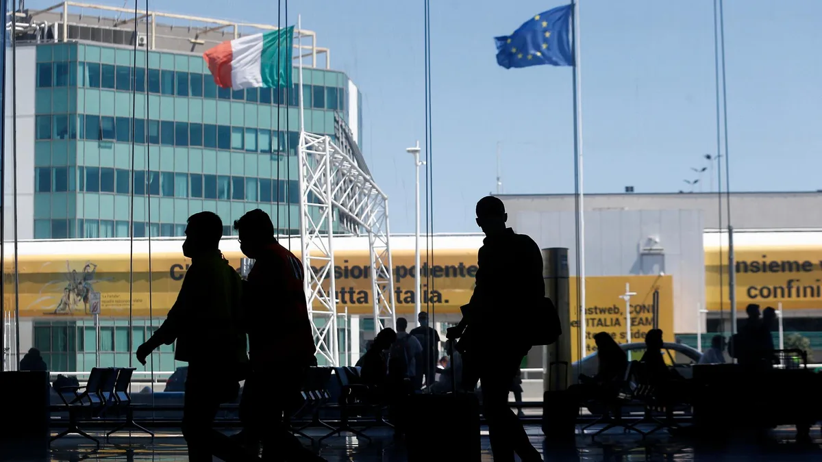 Flugverkehr über Italien gestört - Sabotage bislang ausgeschlossen