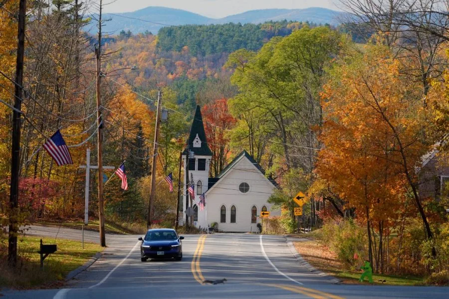 NOAA, almanacs release fall weather predictions: What could it be like near you?