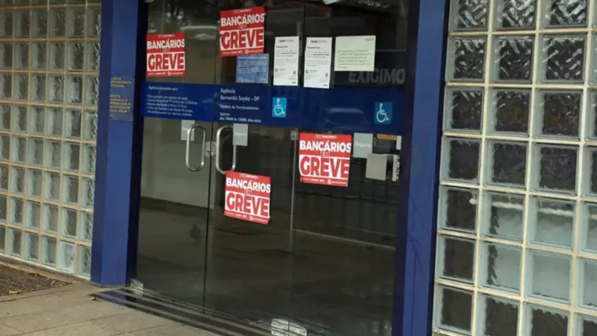 Correios e Caixa entram em greve: entenda os motivos da paralisação