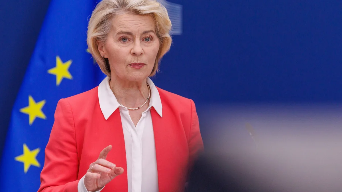 Von der Leyen quer reforçar Frontex e criar mecanismo de emergência para responder a crises migratórias