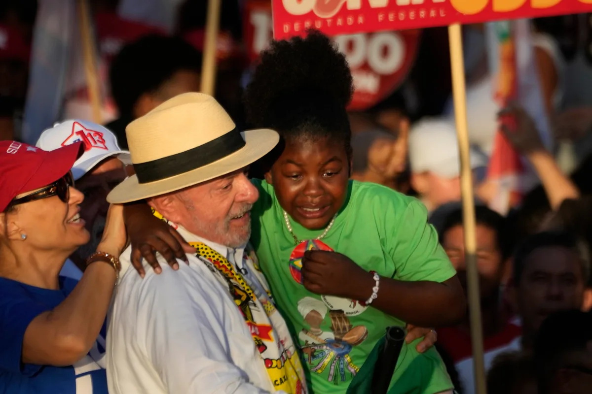 Lula empieza a mostrar signos de desesperación en una campaña cada vez más ajustada