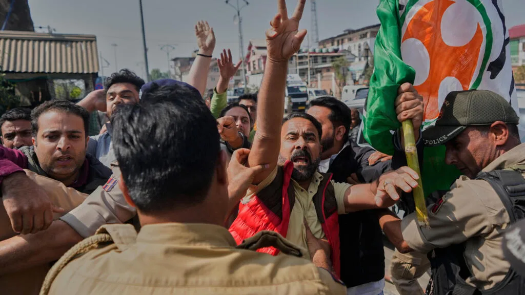 Inde: des milliers de manifestants à New Delhi pour maintenir la pression sur la commission électorale