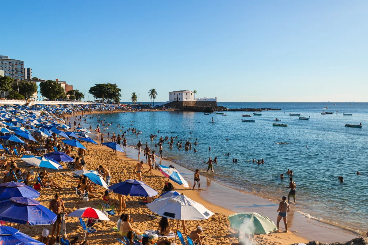 Porto da Barra recebe boias de proteção para banhistas nesta semana
