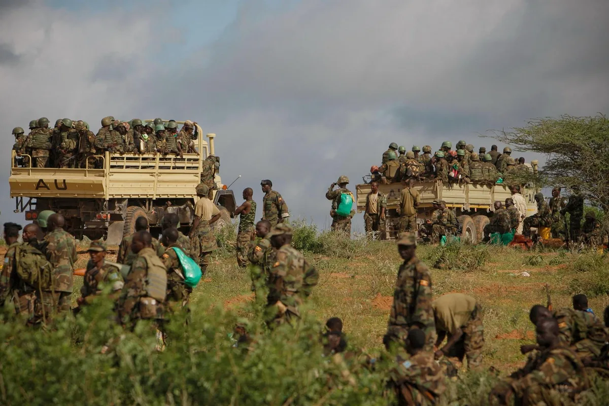 El jefe del Ejército ugandés anuncia que sus fuerzas dejarán Somalia en agosto de 2027