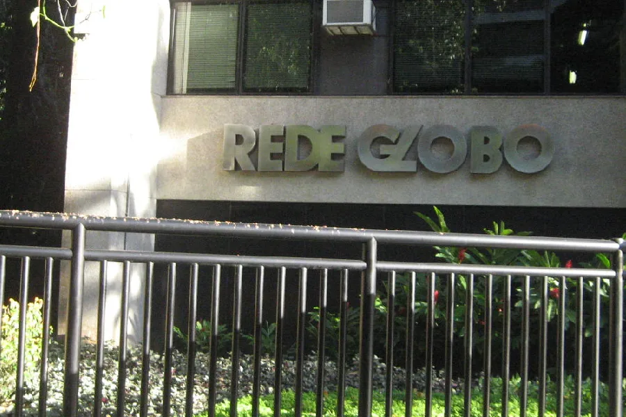 Globo triplicou ganhos com publicidade federal no governo Lula