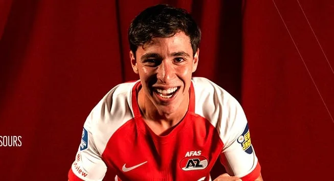 Mateo Chávez inicia temporada en la Eredivisie con victoria, titularidad y gran actuación