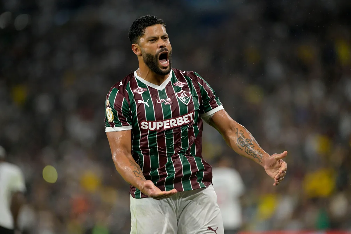 Futebol brasileiro vende promessas para pagar veteranos, e essa conta não fecha